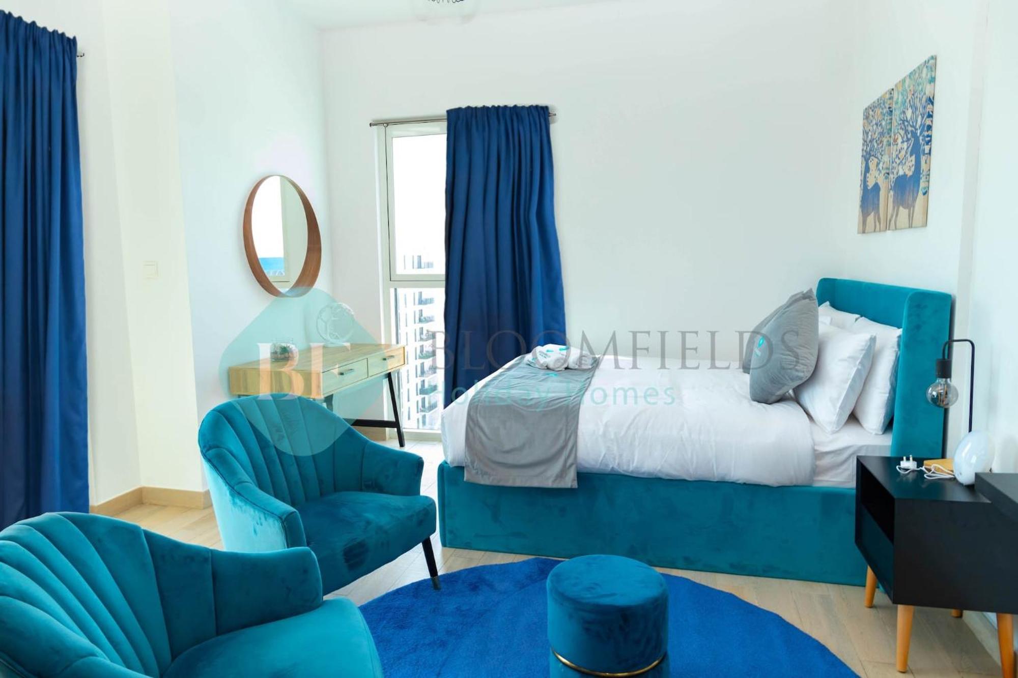 Bloomfields Stu Partial Canal View In Waters Edge Abou Dabi Extérieur photo